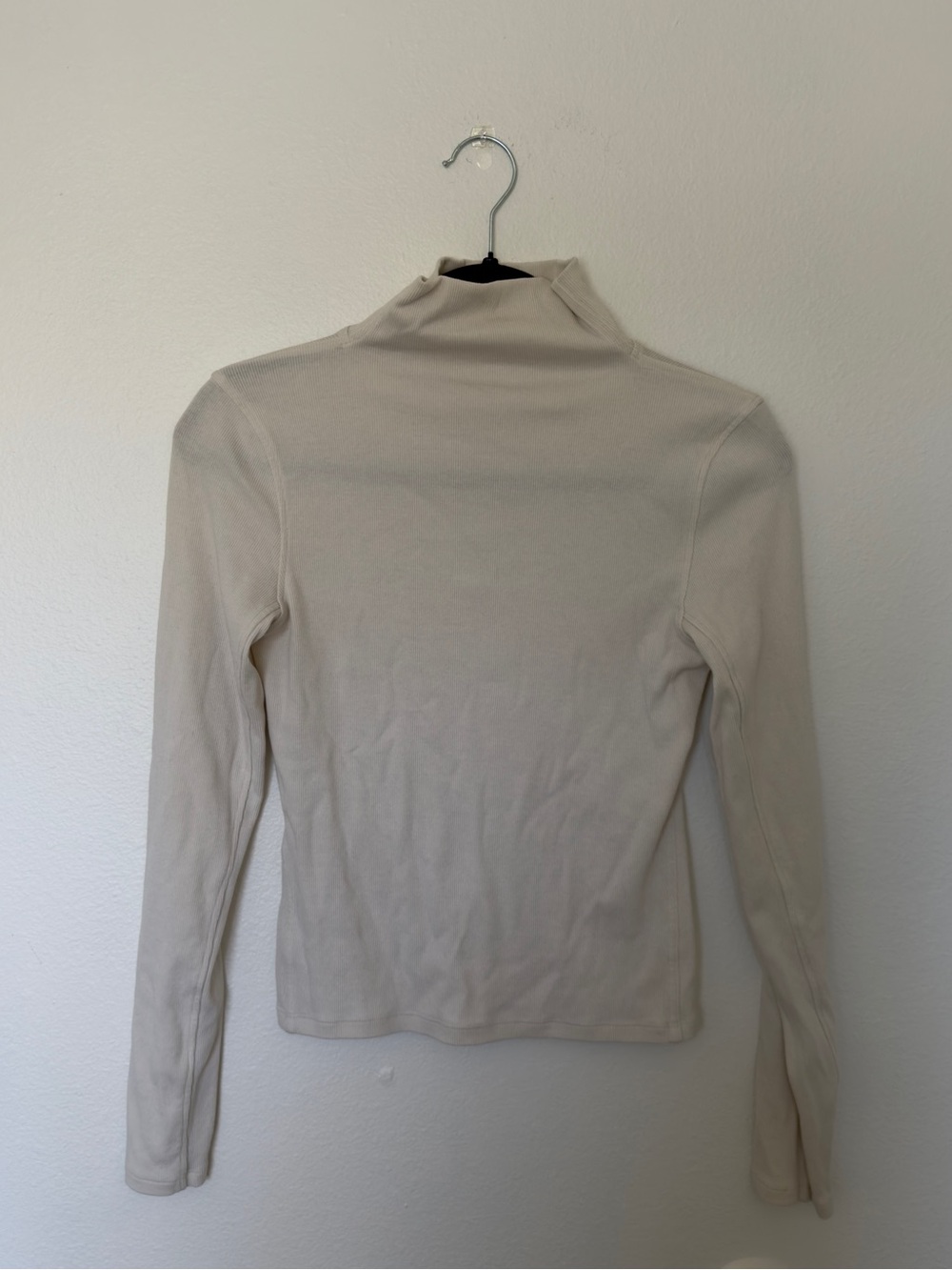 Lululemon hold tight Women’s Long-Sleeve Turtleneck Top - Cream